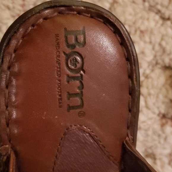 Shoes - Picture 6 of 7